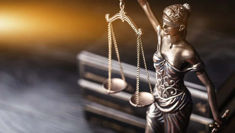 cortes de inmigracion