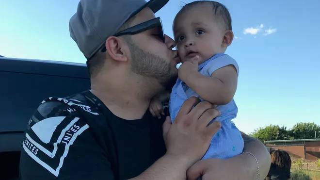 La Corte Suprema ordena a funcionarios Trump “facilitar” el regreso de hombre deportado a El Salvador